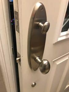 Sisteme si mecanisme de inchidere usi